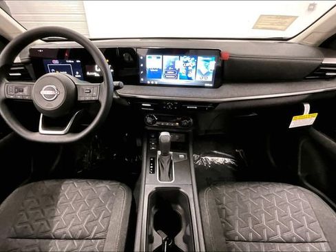 New 2026 Nissan Kicks SV image 6