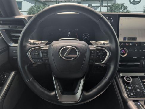 Used 2024 Lexus GX 550 w/ Accessory Package (Z1) AWD/4WD image 13