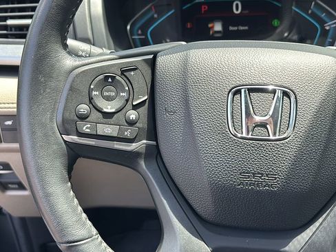 Used 2021 Honda Odyssey EX-L image 17