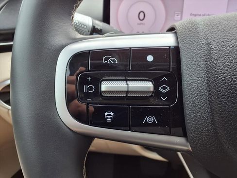 Used 2026 Genesis GV70 2.5T Advanced image 20