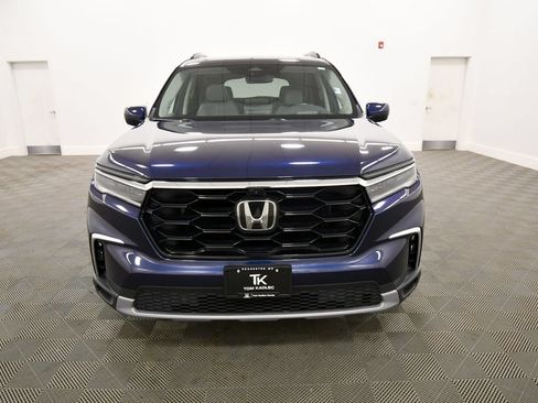 Certified 2023 Honda Pilot Elite image 11