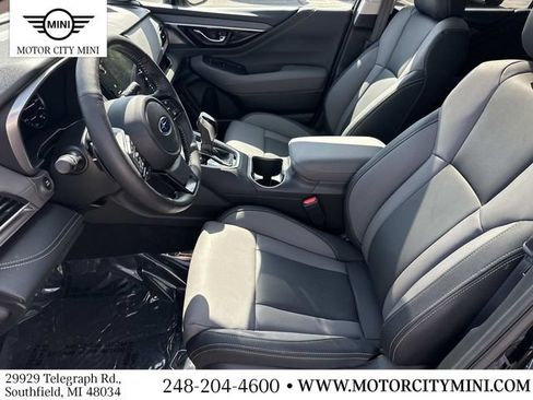 Used 2025 Subaru Outback Onyx Edition AWD/4WD image 22