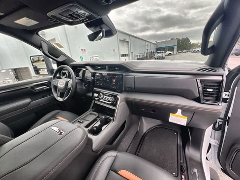 New 2026 GMC Sierra 2500 AT4 w/ AT4 Premium Plus Package image 30