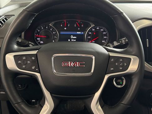 Used 2024 GMC Terrain SLT AWD/4WD image 22