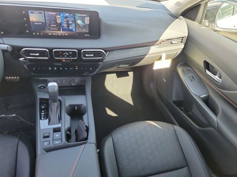 New 2026 Nissan Sentra SR w/ SR Premium Package FWD image 9