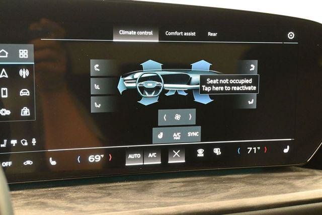 Used 2025 Audi Q5 Premium w/ Convenience Package AWD/4WD image 22