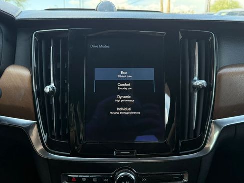 Used 2017 Volvo S90 T6 Inscription w/ Vision Package AWD/4WD image 58