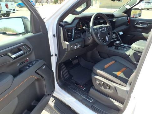 New 2026 GMC Sierra 1500 AT4 AWD/4WD image 10