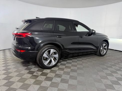 Used 2025 Audi Q6 e-tron Premium Plus w/ Premium Plus AWD/4WD image 6