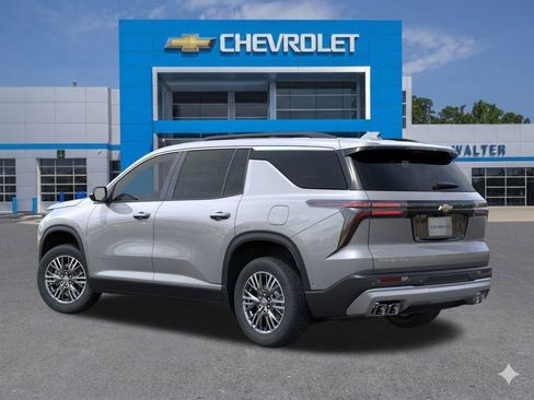 New 2026 Chevrolet Traverse LT w/ Driver Confidence Package image 4