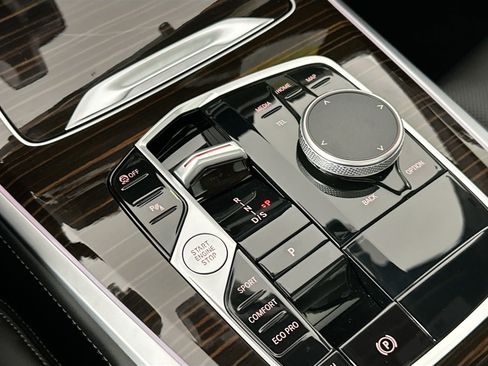 New 2026 BMW X5 sDrive40i image 17