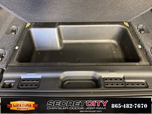 New 2026 Jeep Wrangler Unlimited Sport image 32