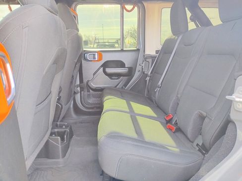 Used 2023 Jeep Wrangler Willys image 16