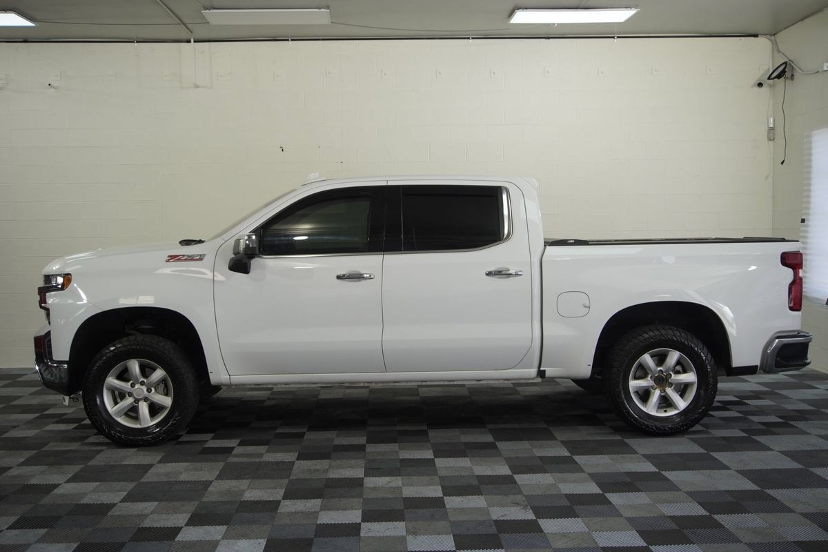 Used 2019 Chevrolet Silverado 1500 LTZ w/ LTZ Premium Package AWD/4WD image 2