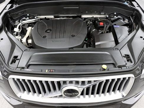 Used 2024 Volvo XC90 B5 Plus image 32