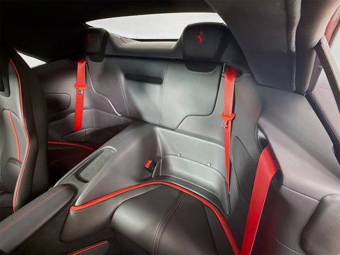 Certified 2025 Ferrari Roma Spider image 18