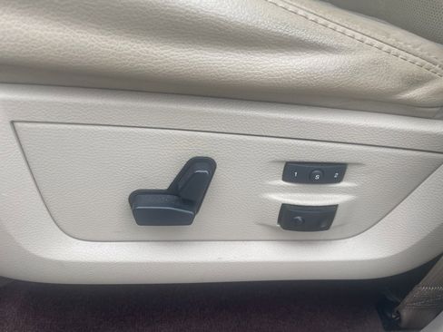 Used 2018 RAM 1500 Laramie w/ Convenience Group image 14