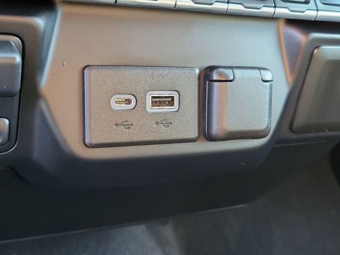 Used 2020 Chevrolet Silverado 1500 LT w/ All-Star Edition image 10