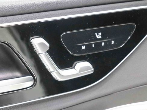 Used 2022 Mercedes-Benz C 300 Sedan image 21