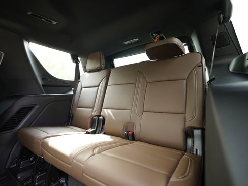 New 2026 Chevrolet Tahoe High Country RWD image 11