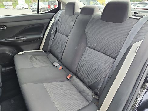 Used 2021 Nissan Versa SV image 13