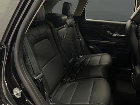 Used 2025 Lincoln Corsair Grand Touring AWD/4WD image 25
