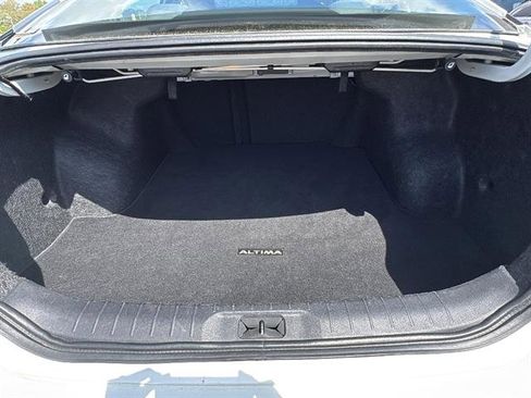 Used 2023 Nissan Altima 2.5 SV image 11