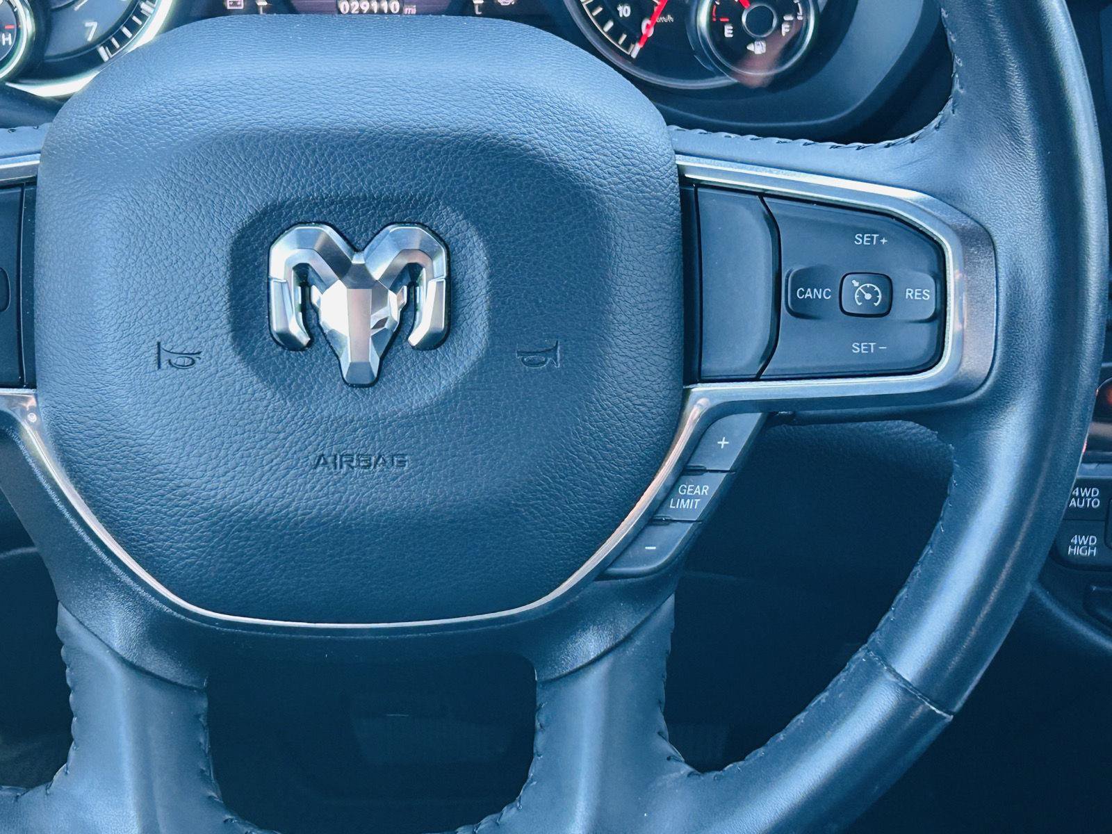 Used 2024 RAM 1500 Laramie AWD/4WD image 18