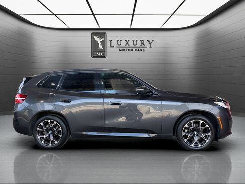 Used 2025 BMW X3 xDrive30i w/ Premium Package AWD/4WD image 9