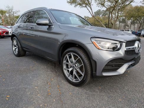 Used 2021 Mercedes-Benz GLC 300 4MATIC w/ AMG Line image 2