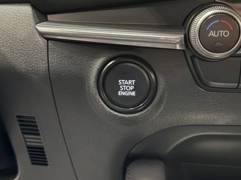Used 2025 MAZDA MAZDA3 s FWD image 17