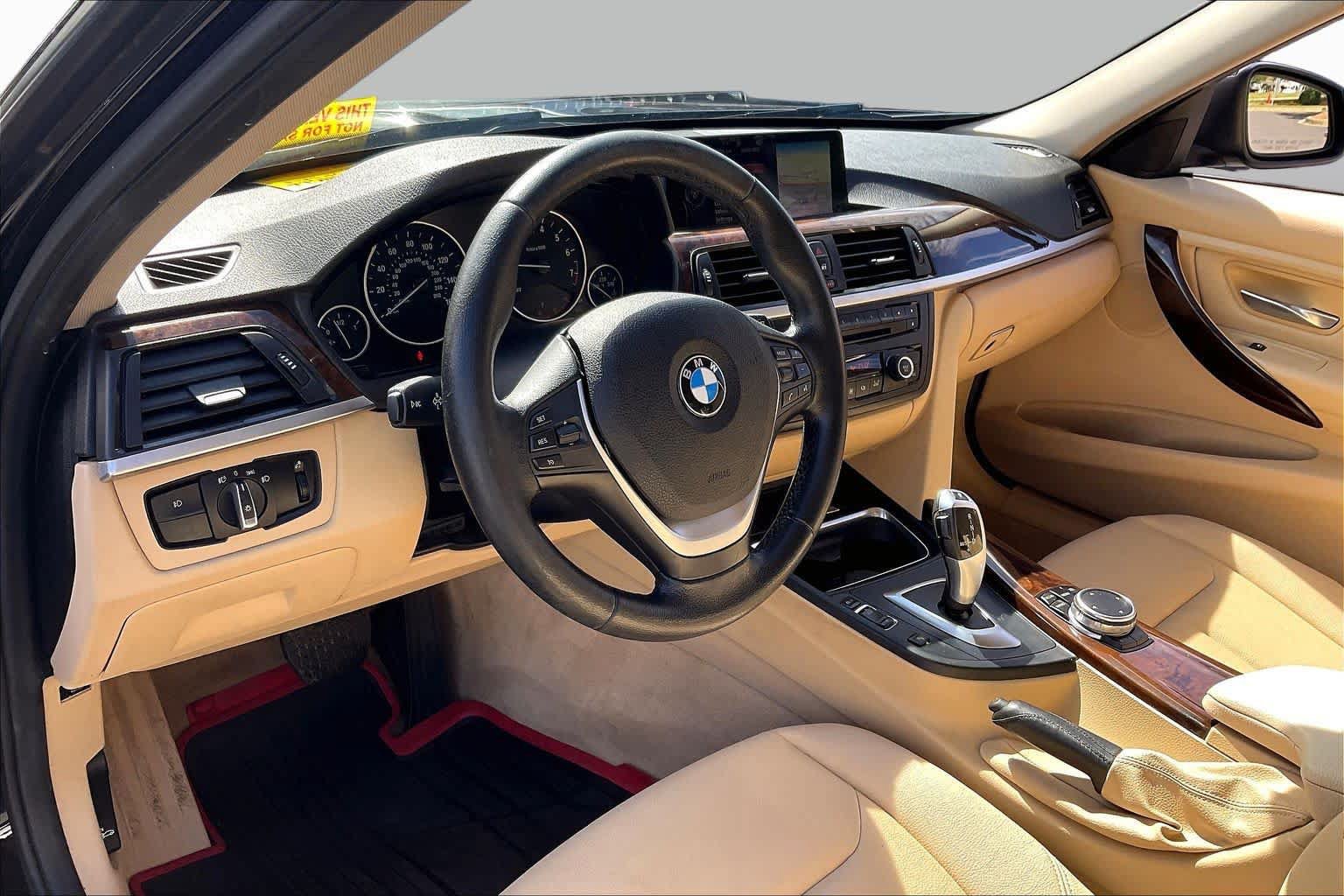 Used 2015 BMW 328i xDrive Sedan AWD/4WD image 16