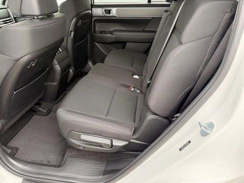 New 2026 Hyundai Santa Fe SE AWD/4WD image 6