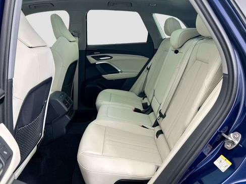 Used 2025 Audi Q5 Premium Plus w/ Premium Plus AWD/4WD image 21
