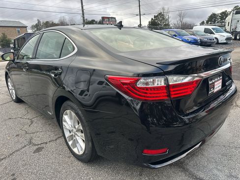 Used 2013 Lexus ES 300h image 5