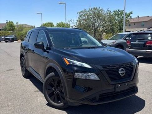 Certified 2023 Nissan Rogue SV w/ SV Premium B Package FWD image 3