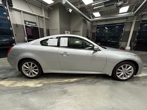 Used 2012 INFINITI G37 x w/ Premium Pkg image 27