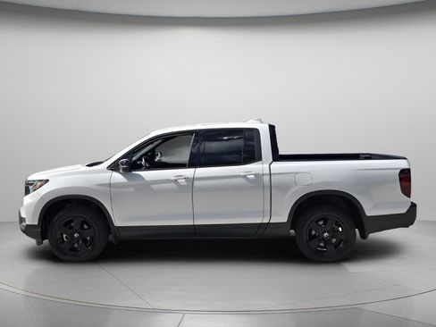 Used 2025 Honda Ridgeline Black Edition image 5