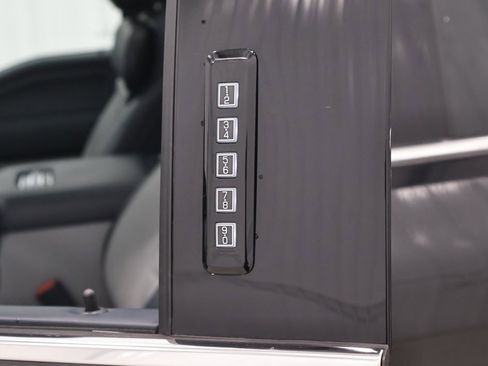 Certified 2024 Ford F350 Limited w/ FX4 Off-Road Package image 33