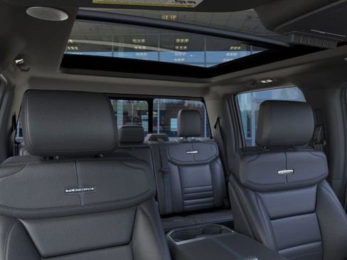 New 2026 Ford F350 Platinum w/ Tremor Off-Road Package image 22