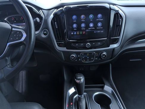 Used 2020 Chevrolet Traverse RS FWD image 18
