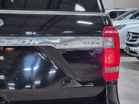 Used 2021 Ford Expedition Max XLT image 22