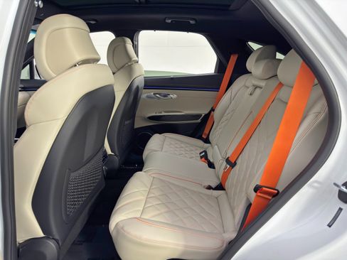 Used 2026 Genesis GV70 3.5T Sport Prestige image 44