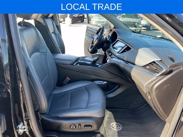 Used 2018 Buick Enclave Essence FWD image 15