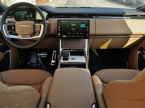 New 2026 Land Rover Range Rover SE AWD/4WD image 10