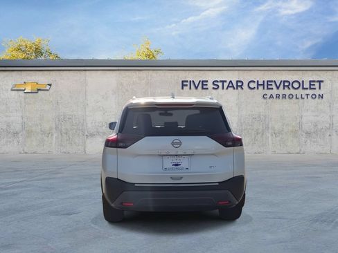 Used 2023 Nissan Rogue SV w/ SV Premium Package FWD image 7