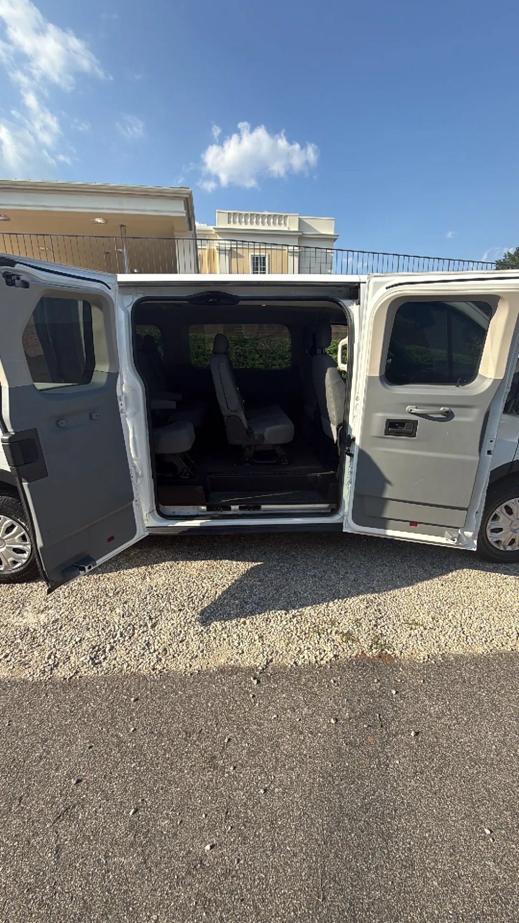 Used 2015 Ford Transit 350 XLT RWD image 28
