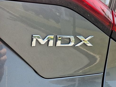 Used 2023 Acura MDX SH-AWD w/ Technology Package image 30