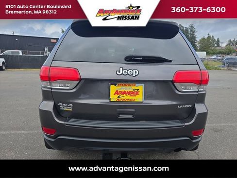 Used 2015 Jeep Grand Cherokee Laredo w/ Quick Order Package 23E AWD/4WD image 4