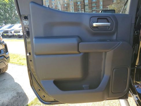 New 2026 Chevrolet Silverado 1500 Custom Trail Boss w/ LPO, Dark Essentials Package image 15